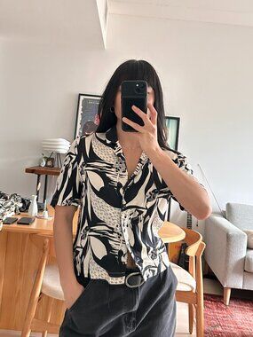 NWOT Reformation Silk Button Down Shirt - SIze XS